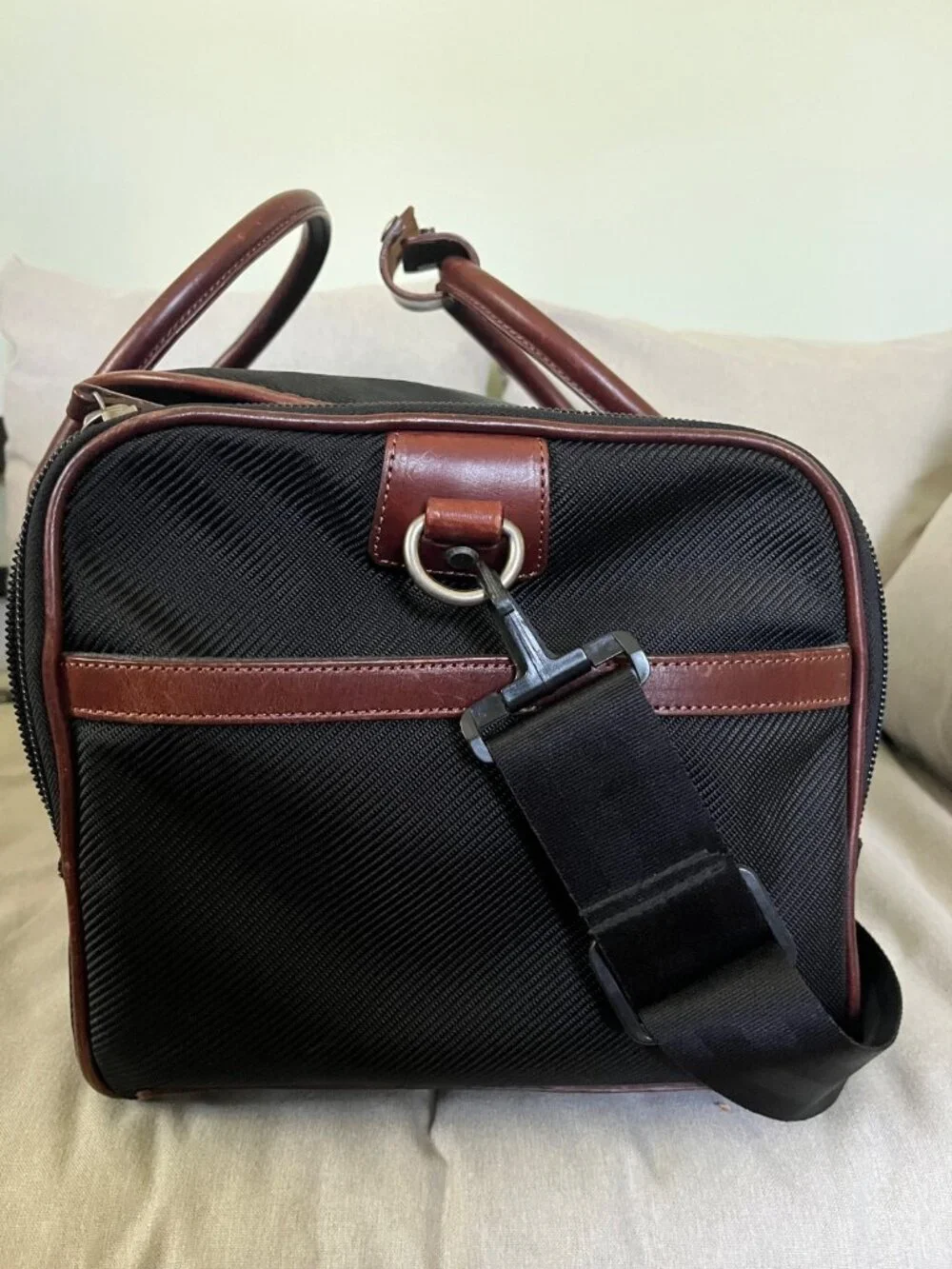 Filson Heritage Duffle Bag Black Ballistic Nylon Leather Trim Floatplane Passage